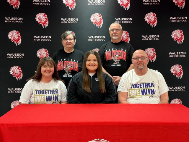 Kymberlee Yocom commits to Defiance College