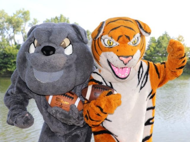 It's football time in Wagoner County, Coweta versus Wagoner