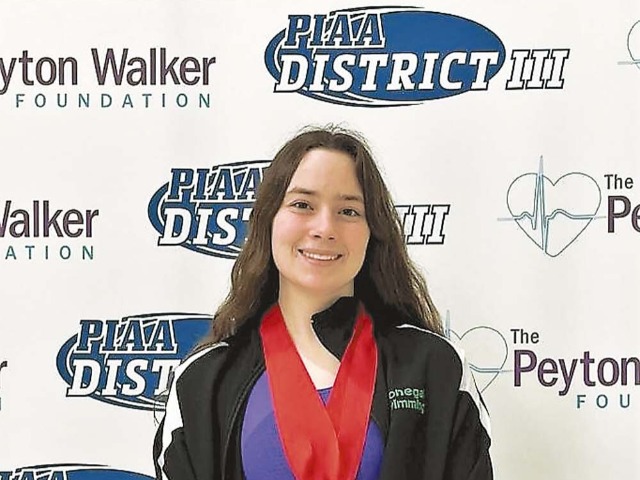Houck Grabs A Pair Of District Silver Medals