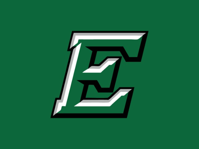 Varsity Boys Soccer beats Woodmont 2-0