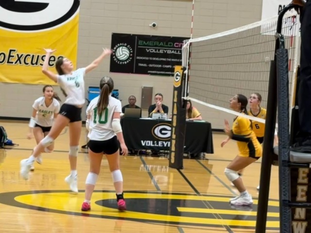 JV Volleyball sweeps Greenwood
