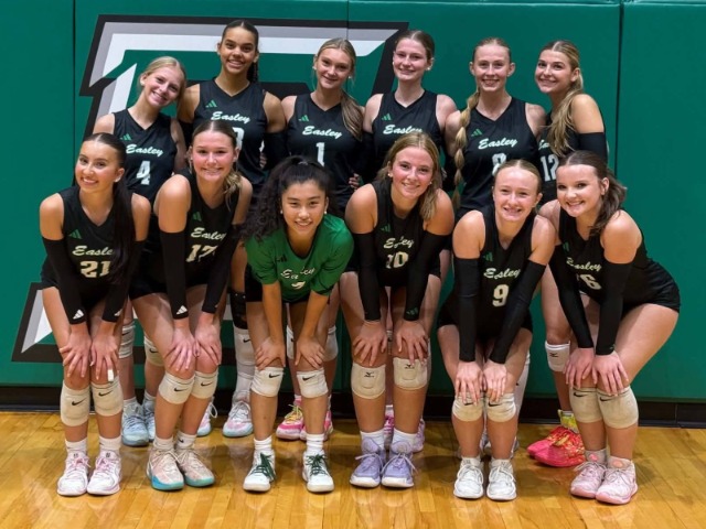 Lady Wave Volleyball sweeps Greenwood
