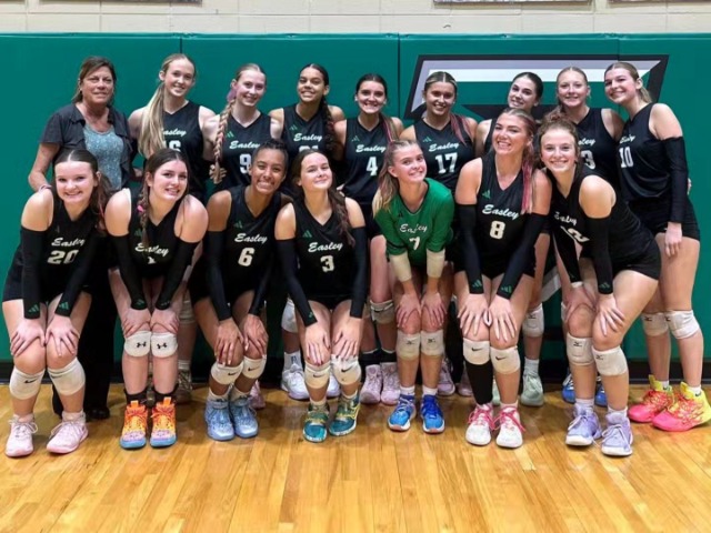 Lady Wave Volleyball beats Fort Mill to advance in State Playoffs