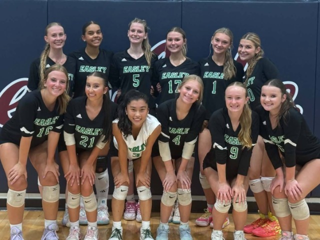 Lady Wave Volleyball knocks off Ft. Inn in 3 sets