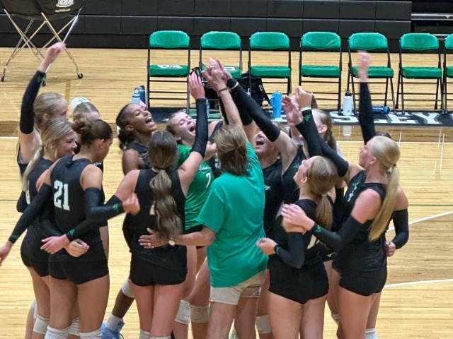 Lady Wave Volleyball knocks off Powdersville 