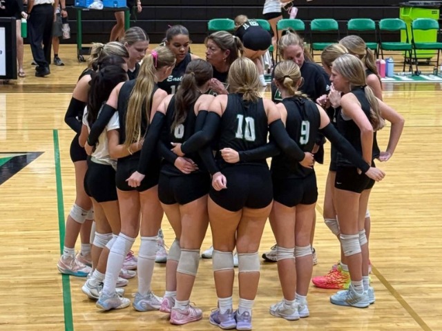 Lady Wave Volleyball sweeps Westside