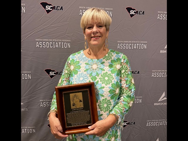 Thompson Inducted into SC Coaches Association Hall of Fame