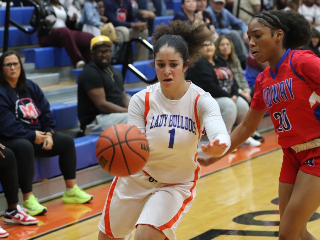 Bulldog 8th Grade B falls to SC Lee 43-32