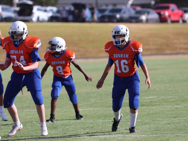 Bulldogs 8B Blank Lake Belton 12-0 Behind Dominant Defense and Ground Game