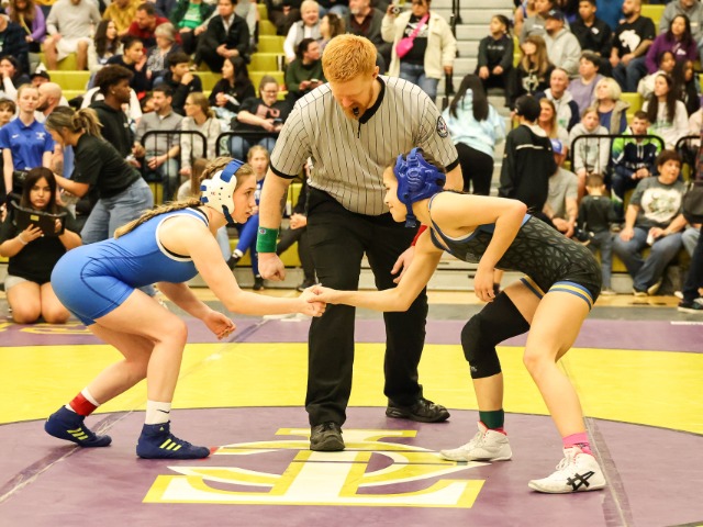 Pioneers advance five athletes to the Regional Wrestling Touranment