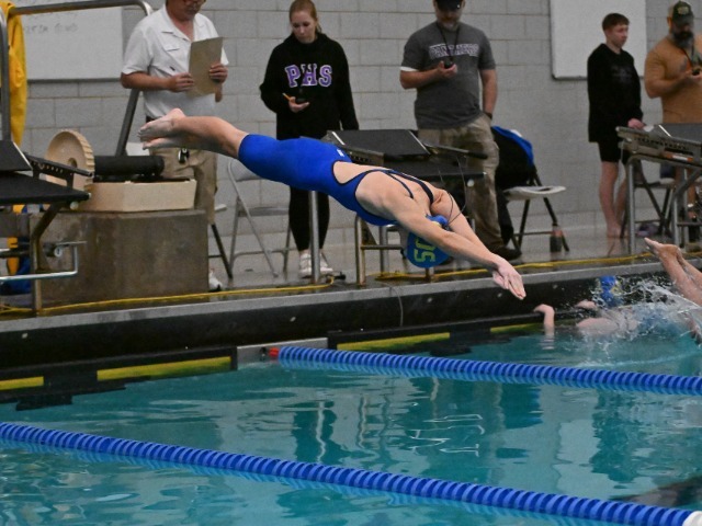 Boswell Swim takes fourth at District; 14 athletes advance to Regionals