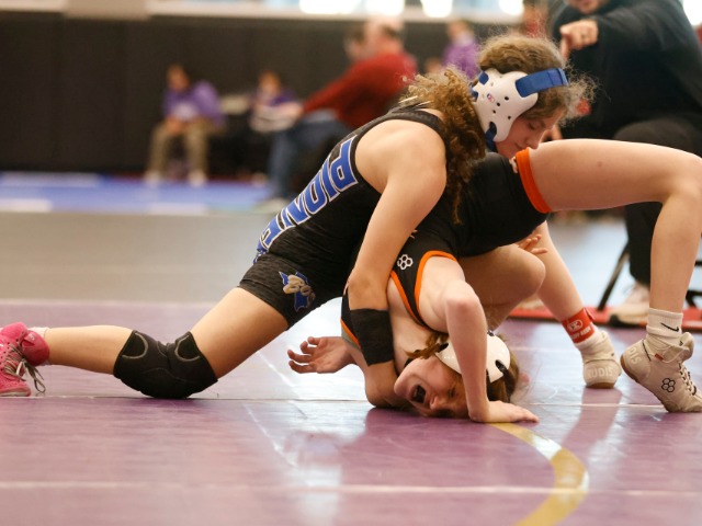 Playoffs and Fall season come to an end for the Pioneer Tennis Team