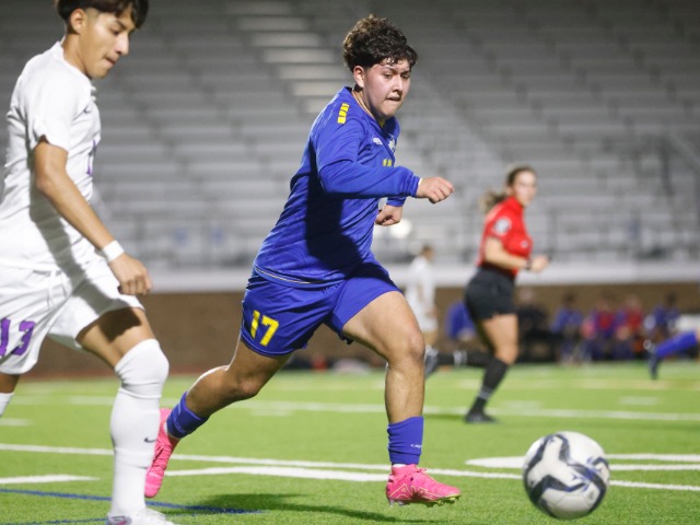 Pioneers aim to rebound after tough match with Crowley