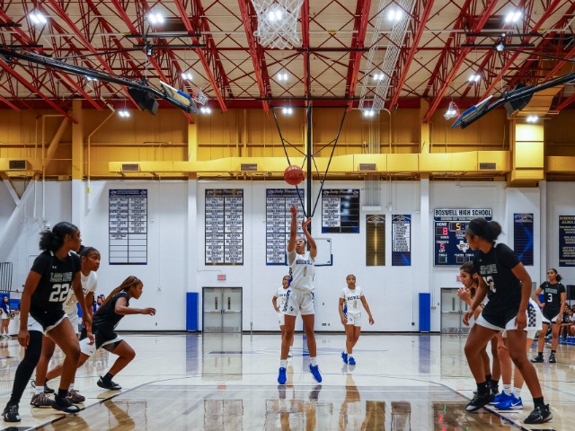 Lady Pioneers defeat Mesquite Horn in Nailbiter