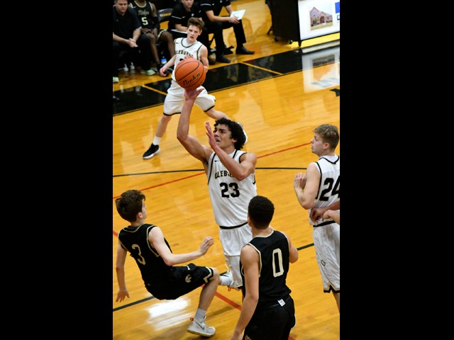Jackets set to face No. 9 Midlothian in playoff opener