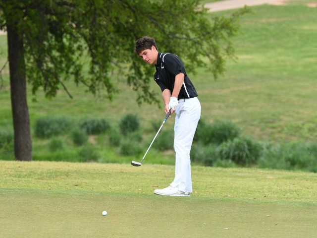 Cleburne golf finishes 5th in district, but future is bright for Jackets