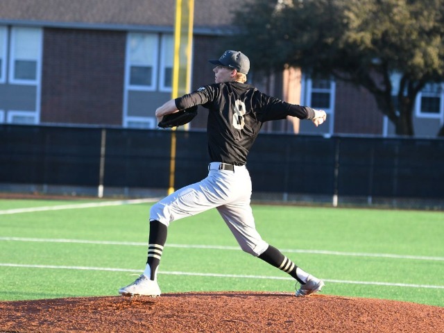 Jackets register second straight shutout in 4-0 win at Crowley