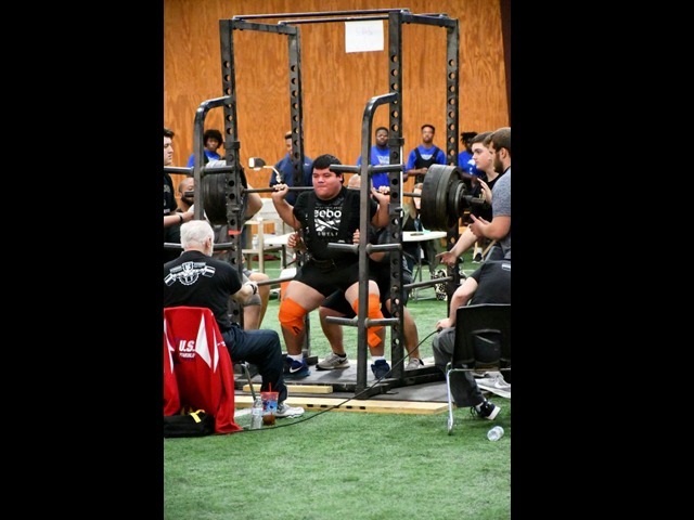 Cleburne's Richard Cuellar finishes top-10 at state powerlifting meet