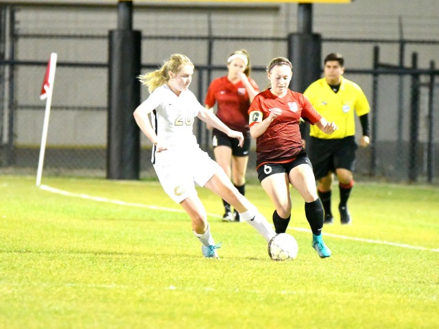 Lady Jackets hold on for 3-2 win over Burleson