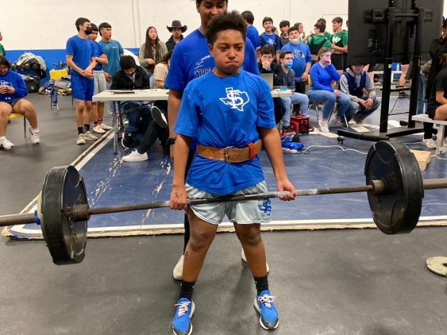 Panther Powerlifting Host Tri-Meet