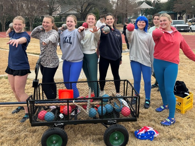 Lady Scots Cross Country Team Competes at Jesuit XC Classic