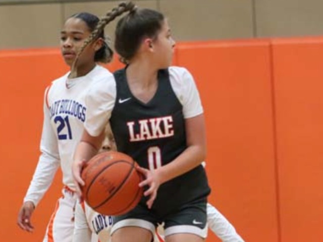 LBMS Girls go 2-2 vs. BMS