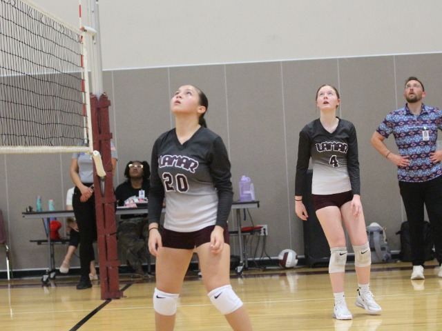 Lady Bearcat 8th Grade A Volleyball falls to North Belton