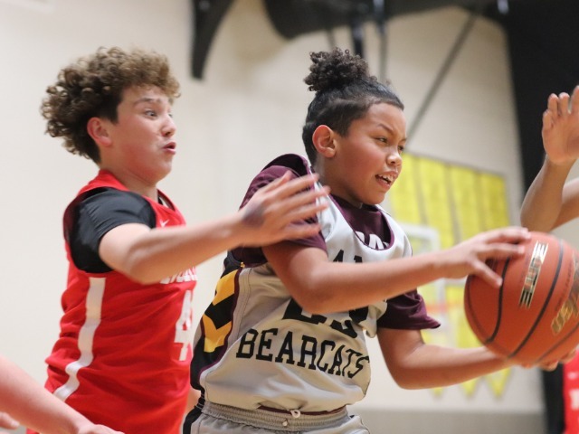 Bearcat 8th Grade A falls to Midway at the District Tournament
