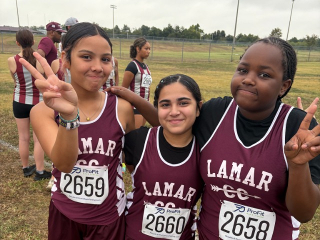 Lady Bearcats 8th Grade Compete at Summer Finale Cross Country Meet in Cameron
