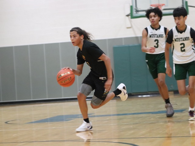 Bearcat 8th Grade A falls in rivalry match with Travis