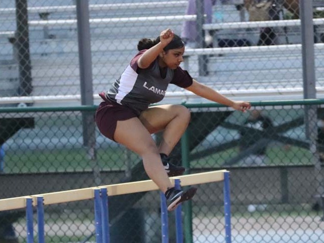 Tough Road in Cove: Lady Bearcats 7B Fall to SC Lee