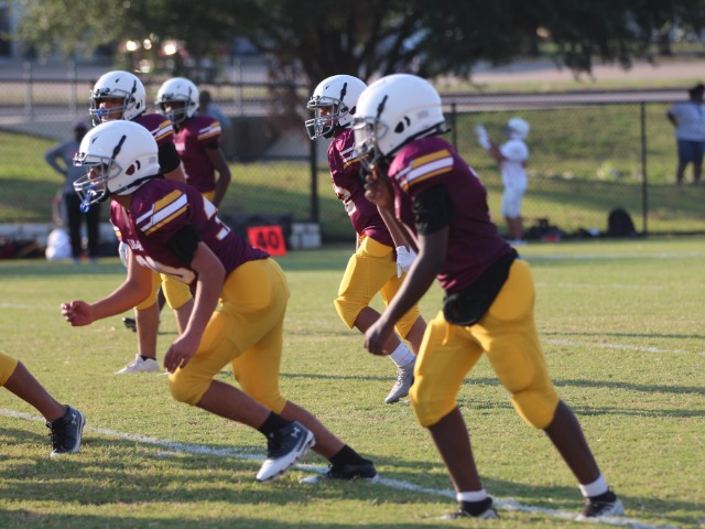 Bearcat 8th Grade B falls to Bonham 20-15