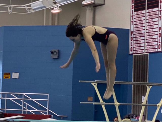 Strong Showing for Divers at Tomball Invite