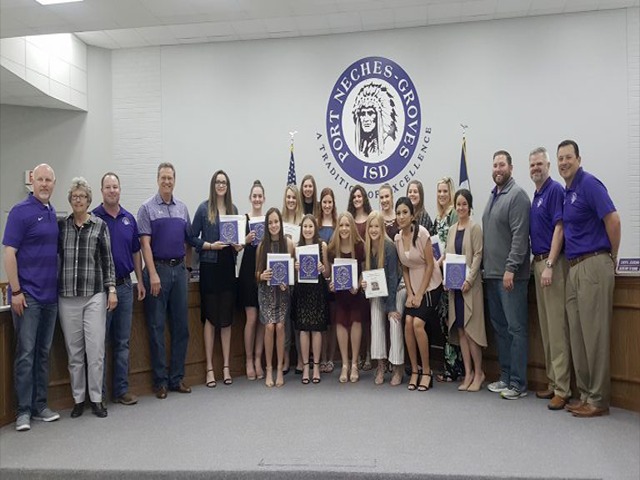 PNG girls’ basketball honored