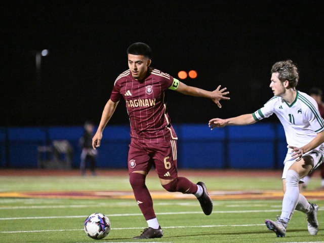 Saginaw secures the win against Boswell after a strong fourth quarter