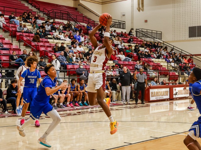 Extremely close game ends in razor thin loss for Rough Riders