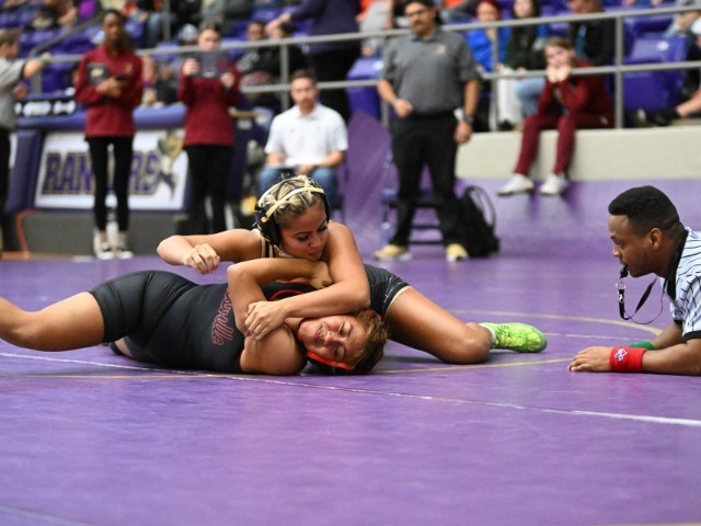 Saginaw wrestling has strong showings at EMS ISD Tournament; Girls team has several medalists