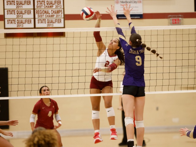 Lady Rough Riders defeat the Lady Raiders