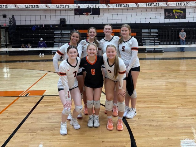 Middle School Dominates Como-Pickton