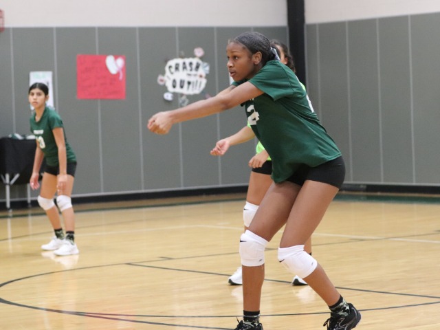 Lake Belton Edges Travis Science Academy 8th Grade 'B' in Three-Set Thriller