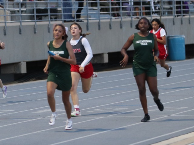 7th Grade Lady Mustangs Shine at Cen-Tex District Championships