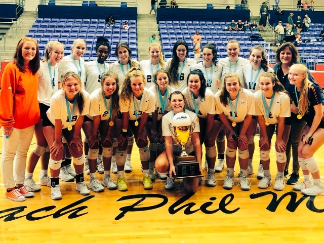 Wakeland Volleyball Team Ranked No. 2 in the State