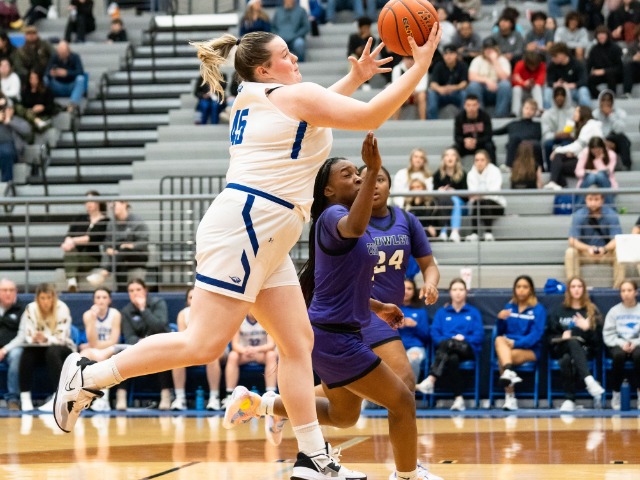 Taylor and the Lady Roos Blank Granbury