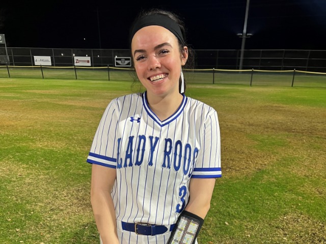 Crews Throws No-Hitter; Lady Roos Beat Up Henderson 10-0