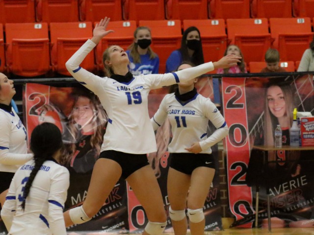 Volleyball Advances to the Second Round With Win Over Keller