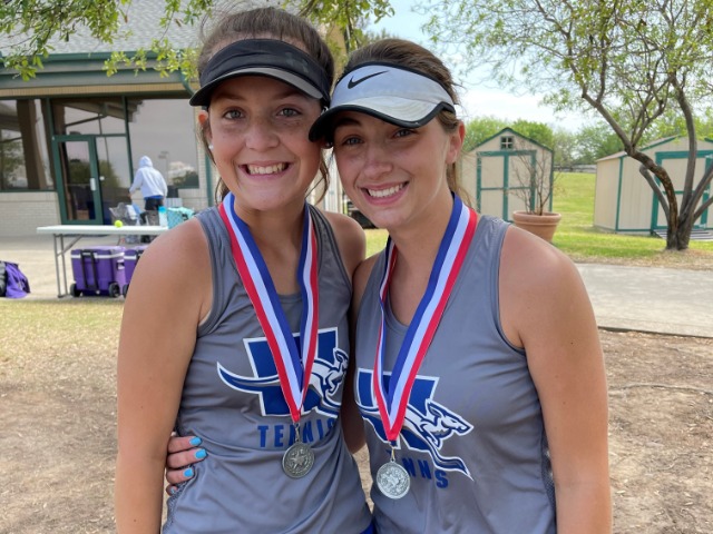 Markwardt and Hairston Win Gold; Girls Team is 3rd