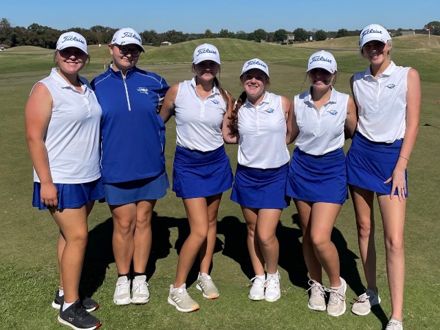 Lady Roos Finish in the Top Four at Glen Rose