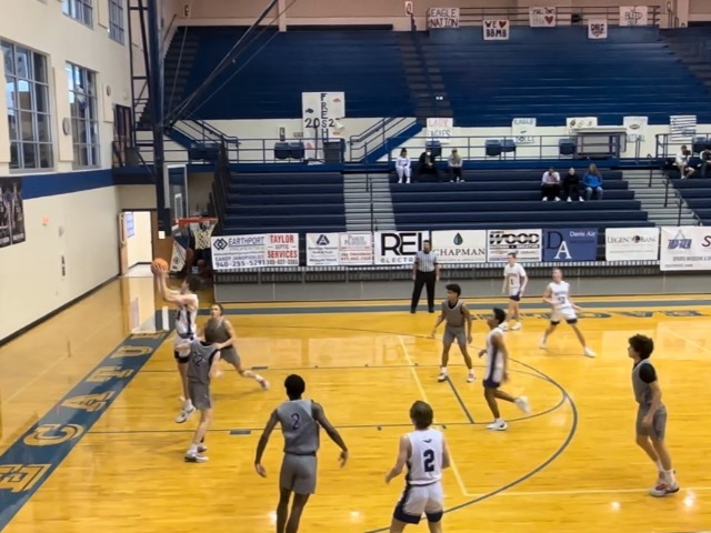 Boys Basketball in Decatur