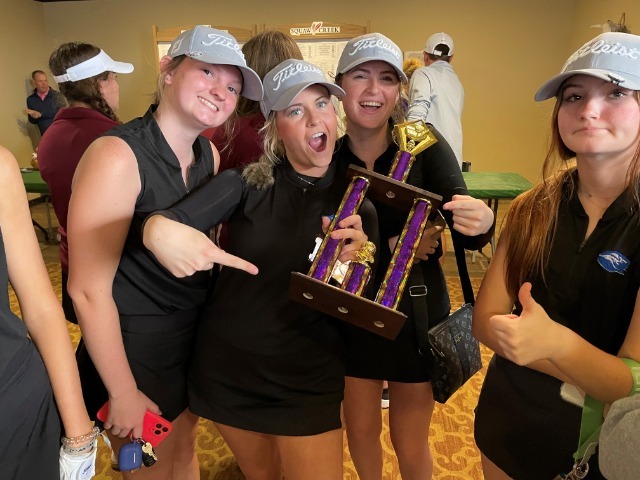 Girls Golf Wins at Squaw Creek