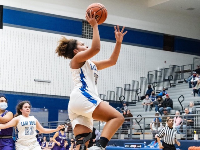 Lady Roos Beat Paschal